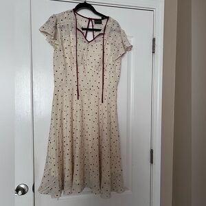 Voodoo Vixen Cream Flutter Sleeve Midi Dress, size Large